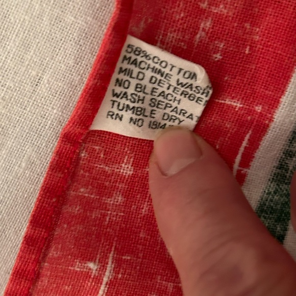 Vintage, Christmas, Tablecloth - Picture 6 of 6